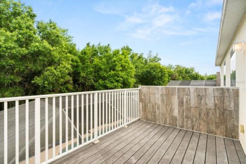 Casa en venta en Kissimmee, Florida, 5 dormitorios, 238.29 m2 № 2109327 - foto 30