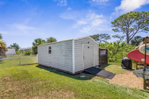 House in Palm Coast, Florida 3 bedrooms, 160.91 sq.m. № 1851244 - photo 29