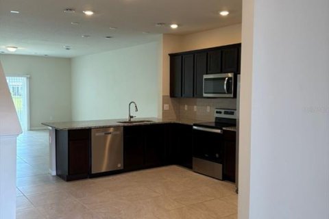 Adosado en venta en Kissimmee, Florida, 3 dormitorios, 157.84 m2 № 1876791 - foto 5