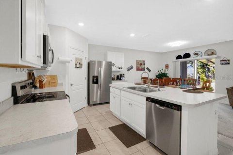 Villa ou maison à vendre à Kissimmee, Floride: 4 chambres, 178.84 m2 № 2199286 - photo 6
