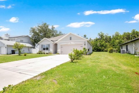 Villa ou maison à vendre à Kissimmee, Floride: 4 chambres, 178.84 m2 № 2199286 - photo 2