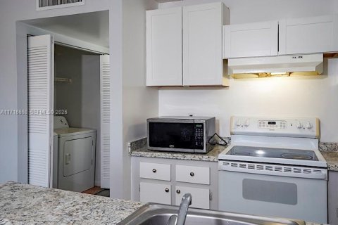 Купить кондоминиум в Бойнтон-Бич, Флорида 1 спальня, 65.4м2, № 2027811 - фото 14