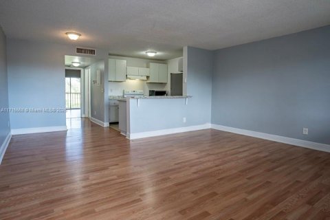 Купить кондоминиум в Бойнтон-Бич, Флорида 1 спальня, 65.4м2, № 2027811 - фото 3