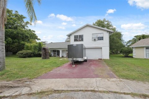 Casa en venta en Hudson, Florida, 4 dormitorios, 190.17 m2 № 1835269 - foto 2