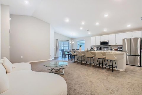 Casa en alquiler en Haines City, Florida, 4 dormitorios, 157.75 m2 № 1813399 - foto 11