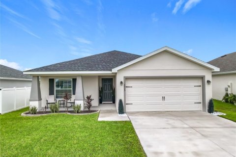 Casa en alquiler en Haines City, Florida, 4 dormitorios, 157.75 m2 № 1813399 - foto 1