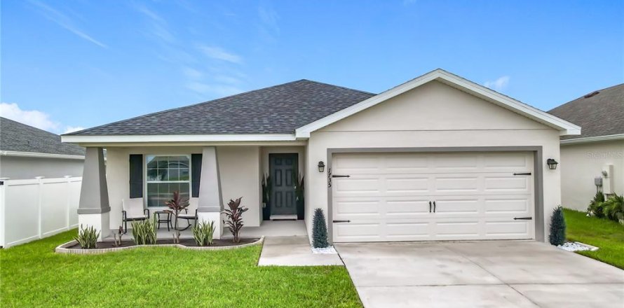 Casa en Haines City, Florida 4 dormitorios, 157.75 m2 № 1813399