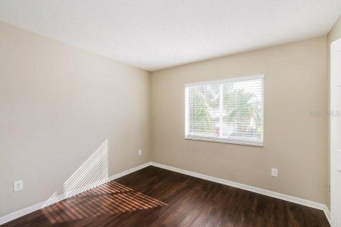 Villa ou maison à louer à Riverview, Floride: 4 chambres, 161.28 m2 № 2427486 - photo 14