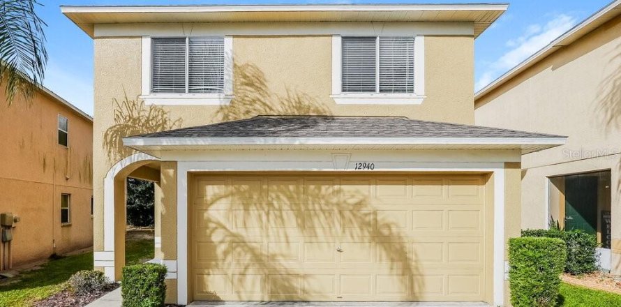 Villa ou maison à Riverview, Floride 4 chambres, 161.28 m2 № 2427486