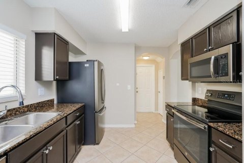 Villa ou maison à louer à Riverview, Floride: 4 chambres, 161.28 m2 № 2427486 - photo 8