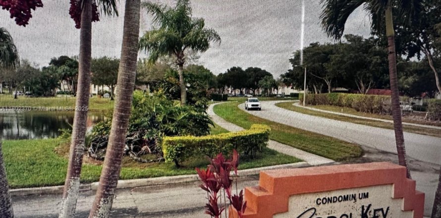 Condo in Margate, Florida, 1 bedroom  № 1727766