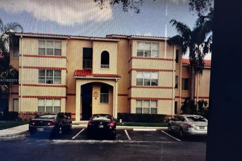Condo in Margate, Florida, 1 bedroom  № 1727766 - photo 2