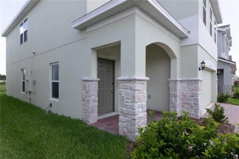 House in Davenport, Florida 4 bedrooms, 216.46 sq.m. № 1778718 - photo 3