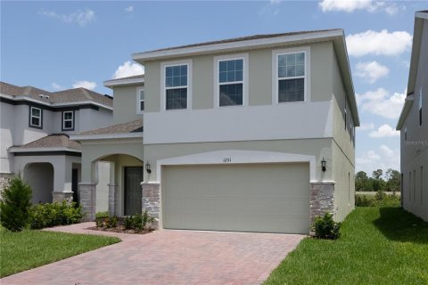 House in Davenport, Florida 4 bedrooms, 216.46 sq.m. № 1778718 - photo 2