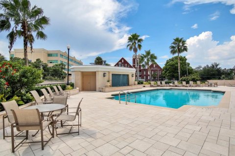 Condo in Tampa, Florida, 2 bedrooms № 2145264 - photo 23