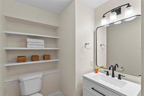 Condo in Tampa, Florida, 2 bedrooms № 2145264 - photo 9