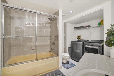 Copropriété à vendre à Aventura, Floride: 3 chambres, 170.94 m2 № 1999206 - photo 28