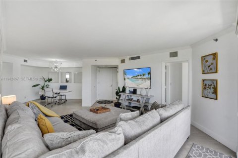 Copropriété à vendre à Aventura, Floride: 3 chambres, 170.94 m2 № 1999206 - photo 17