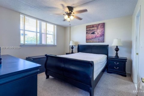Copropriété à vendre à Fort Lauderdale, Floride: 2 chambres, 75.62 m2 № 2059527 - photo 5