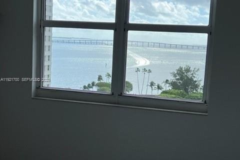 Copropriété à louer à Miami, Floride: 2 chambres, 89.93 m2 № 1976595 - photo 17