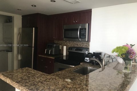 Copropriété à louer à Miami, Floride: 2 chambres, 89.93 m2 № 1976595 - photo 6