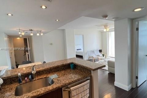 Copropriété à louer à Miami, Floride: 2 chambres, 89.93 m2 № 1976595 - photo 23