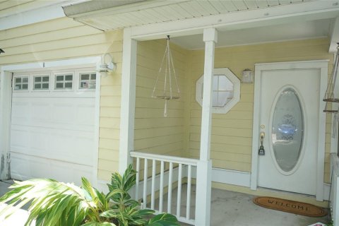 Adosado en alquiler en Tampa, Florida, 2 dormitorios, 128.02 m2 № 1851717 - foto 1