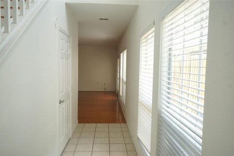 Adosado en alquiler en Tampa, Florida, 2 dormitorios, 128.02 m2 № 1851717 - foto 8