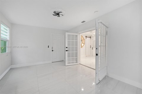 House in Deerfield Beach, Florida 4 bedrooms, 125.6 sq.m. № 2038304 - photo 19