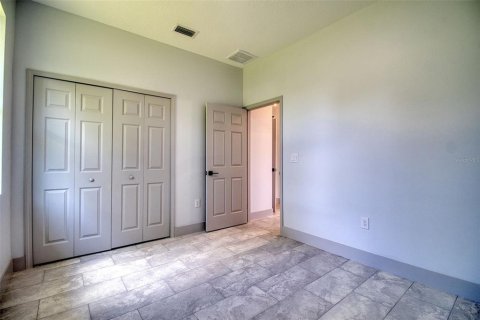 House in Lakeland, Florida 4 bedrooms, 188.41 sq.m. № 2237480 - photo 21