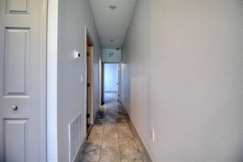 House in Lakeland, Florida 4 bedrooms, 188.41 sq.m. № 2237480 - photo 30