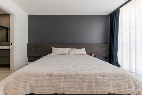 Condo in Sunny Isles Beach, Florida, 2 bedrooms  № 1842360 - photo 21