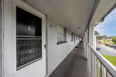 Copropriété à vendre à Clearwater, Floride: 2 chambres, 83.61 m2 № 1913736 - photo 9