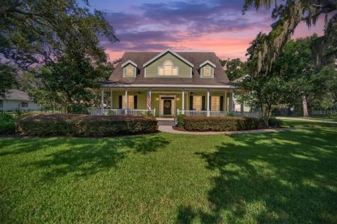 Villa ou maison à Valrico, Floride 5 chambres, 376.25 m2 № 2285680