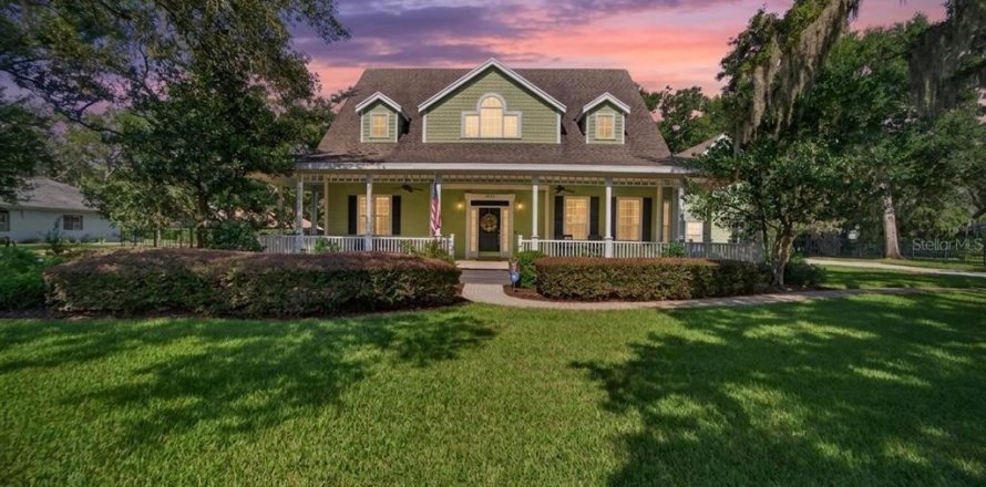 Villa ou maison à Valrico, Floride 5 chambres, 376.25 m2 № 2285680
