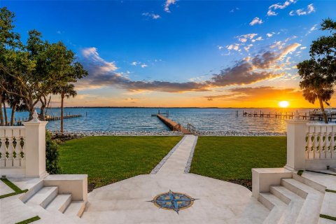 Casa en venta en Dunedin, Florida, 5 dormitorios, 736.81 m2 № 2095073 - foto 5