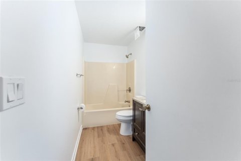 House in Gainesville, Florida 2 bedrooms, 98.66 sq.m. № 2122640 - photo 16
