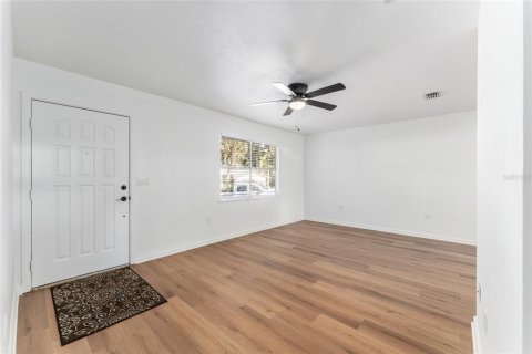 House in Gainesville, Florida 2 bedrooms, 98.66 sq.m. № 2122640 - photo 15
