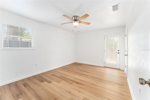 House in Gainesville, Florida 2 bedrooms, 98.66 sq.m. № 2122640 - photo 22