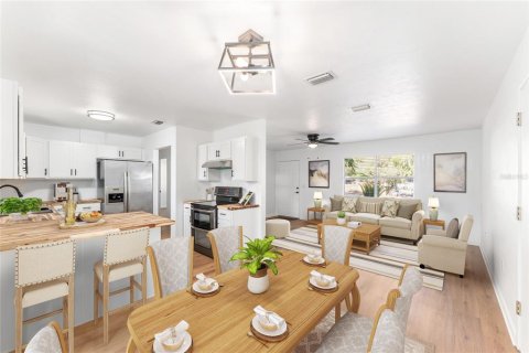 House in Gainesville, Florida 2 bedrooms, 98.66 sq.m. № 2122640 - photo 3