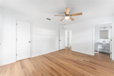 House in Gainesville, Florida 2 bedrooms, 98.66 sq.m. № 2122640 - photo 23