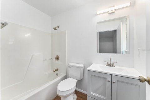 House in Gainesville, Florida 2 bedrooms, 98.66 sq.m. № 2122640 - photo 25