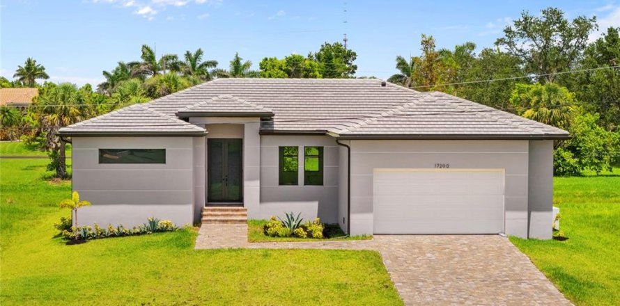 House in Punta Gorda, Florida 3 bedrooms, 196.3 sq.m. № 1827752