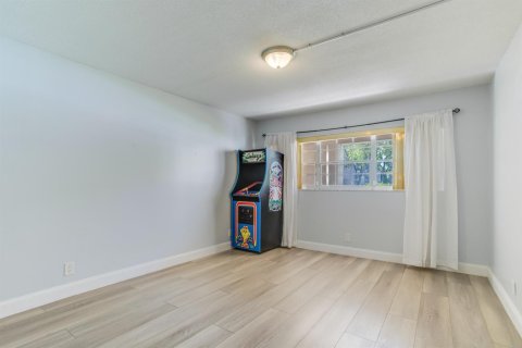 Condominio en alquiler en Pompano Beach, Florida, 2 dormitorios, 102.19 m2 № 2250806 - foto 9