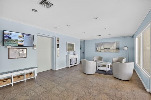 Condo in Punta Gorda, Florida, 3 bedrooms  № 2103267 - photo 8
