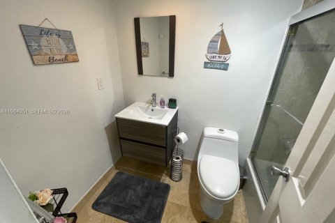 Снять в аренду кондоминиум в Холливуд, Флорида 1 спальня, 81.2м2, № 2027836 - фото 13