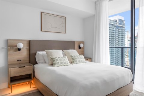 Condo in Miami, Florida, 2 bedrooms  № 1713205 - photo 12