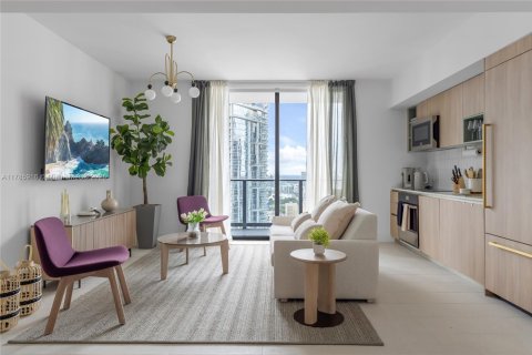 Condo in Miami, Florida, 2 bedrooms  № 1713205 - photo 1