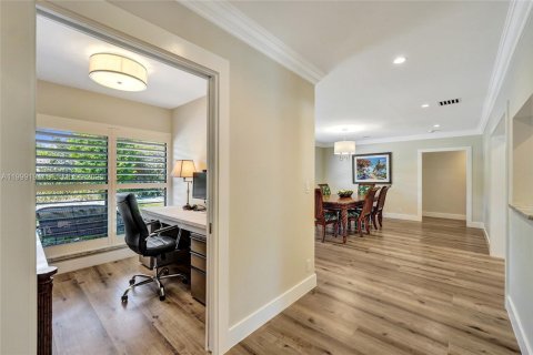 Купить виллу или дом в Форт-Лодердейл, Флорида 3 спальни, 252.88м2, № 2065245 - фото 21