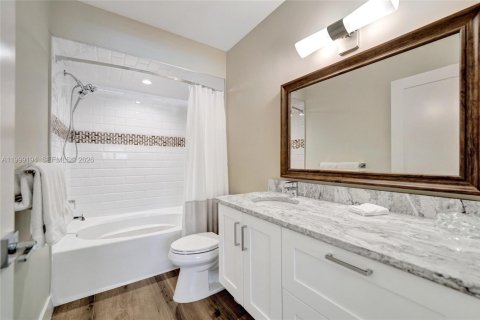 Купить виллу или дом в Форт-Лодердейл, Флорида 3 спальни, 252.88м2, № 2065245 - фото 17